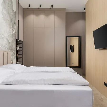 Greenri * Риека